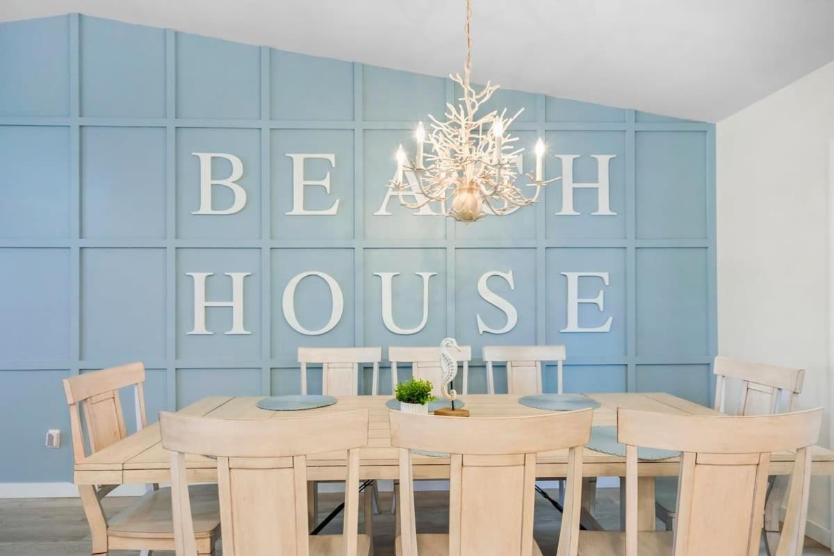 The St Augusdream Renovated Beach House Sleeps 8 Walk To Beach St. Augustine Bagian luar foto