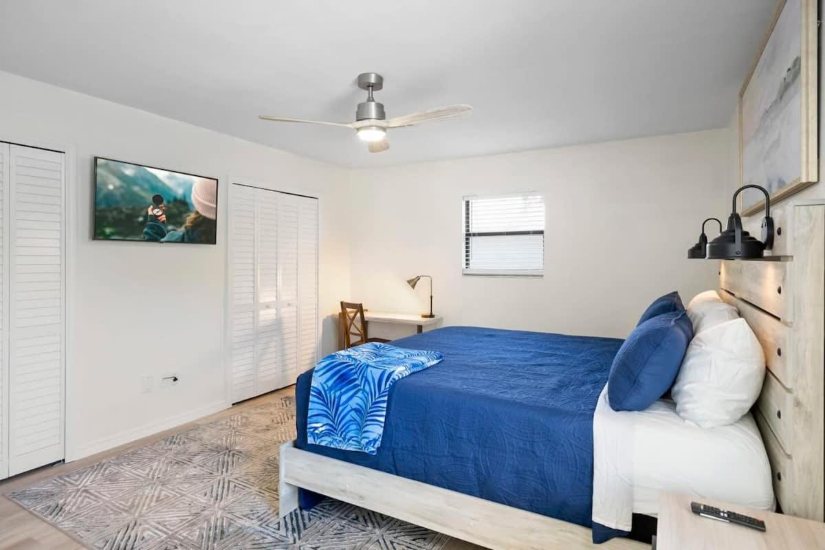The St Augusdream Renovated Beach House Sleeps 8 Walk To Beach St. Augustine Bagian luar foto