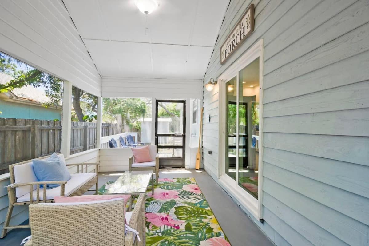 The St Augusdream Renovated Beach House Sleeps 8 Walk To Beach St. Augustine Bagian luar foto