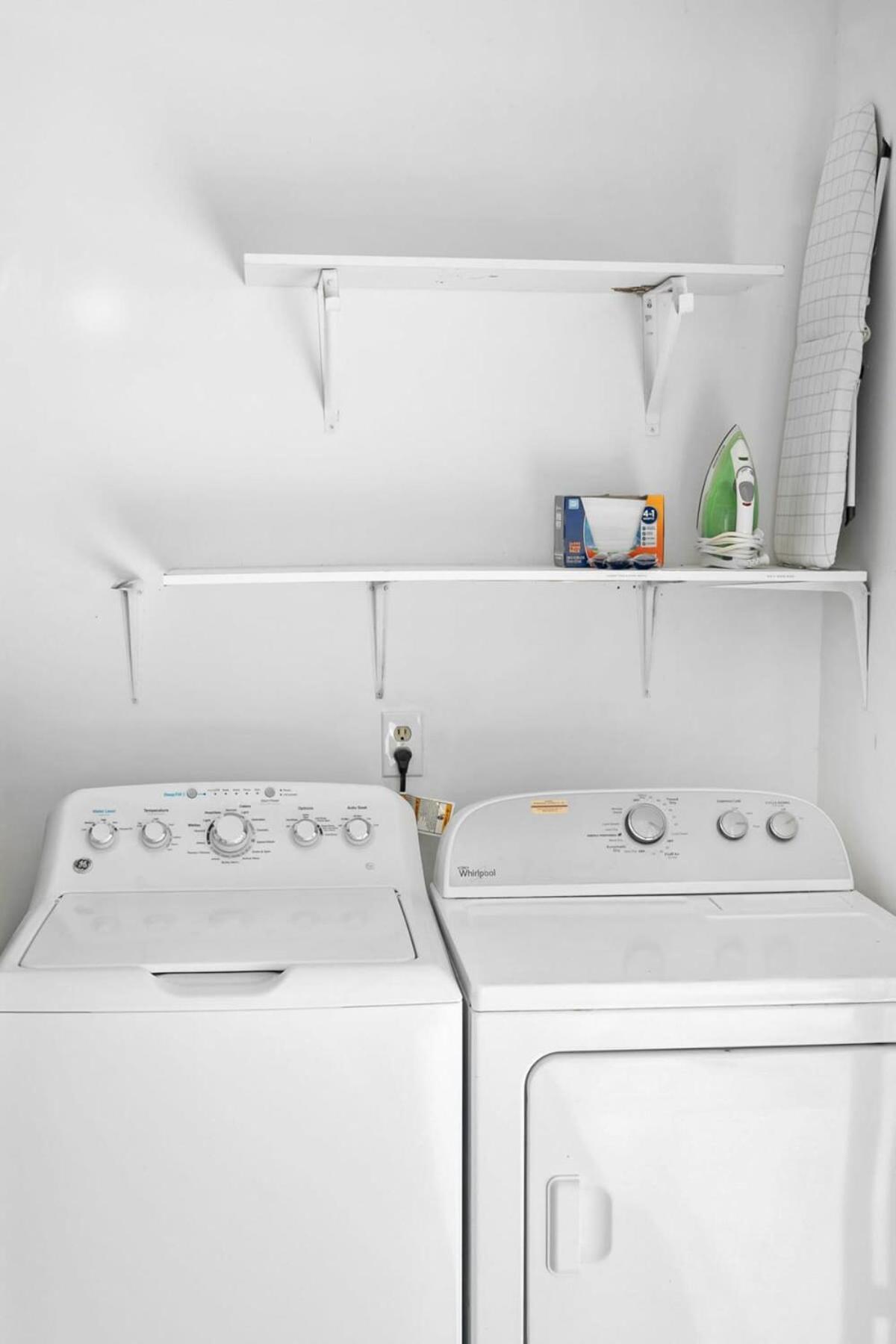 The St Augusdream Renovated Beach House Sleeps 8 Walk To Beach St. Augustine Bagian luar foto