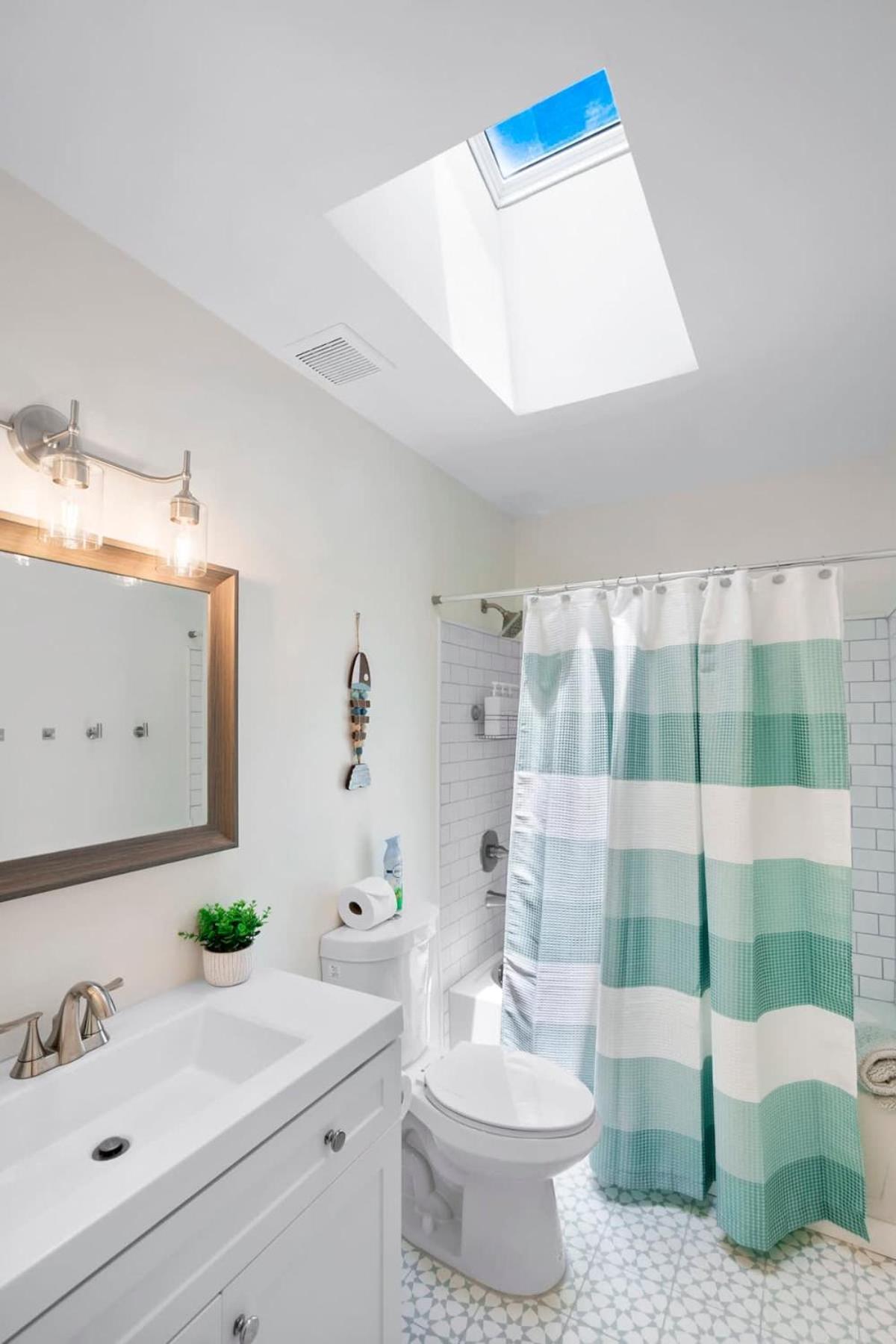 The St Augusdream Renovated Beach House Sleeps 8 Walk To Beach St. Augustine Bagian luar foto